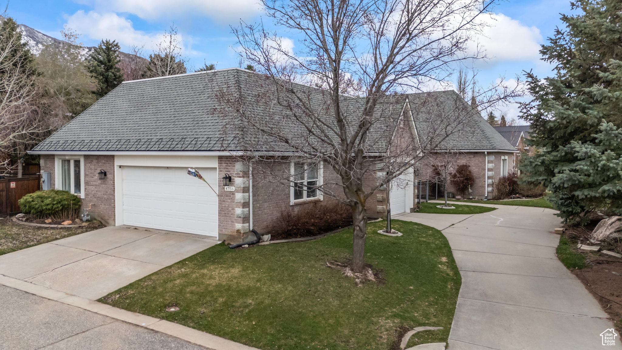 4756 S SKYLINE PKWY