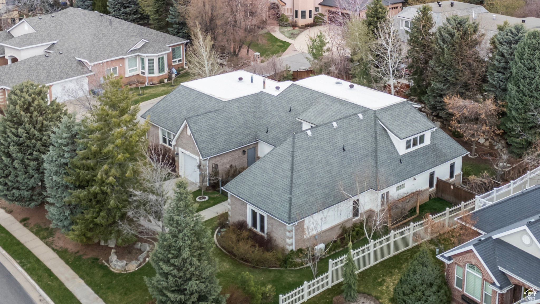 4756 S SKYLINE PKWY