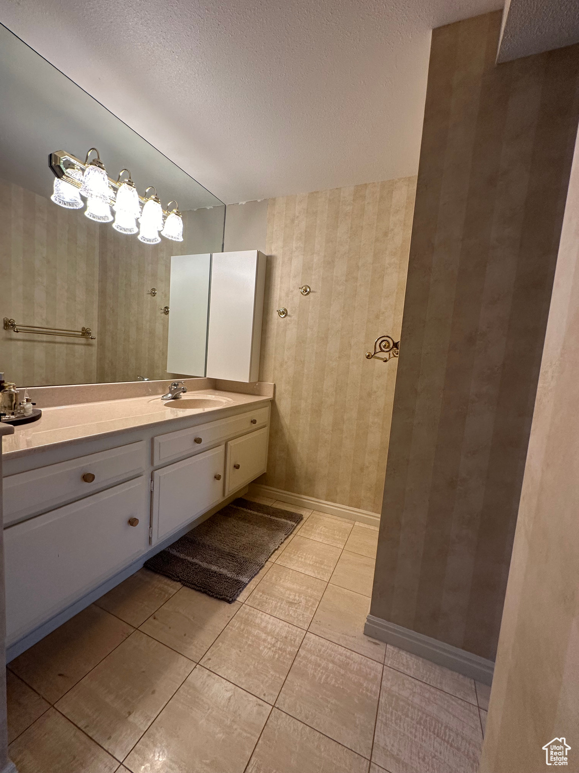 241 N VINE ST ST #303W