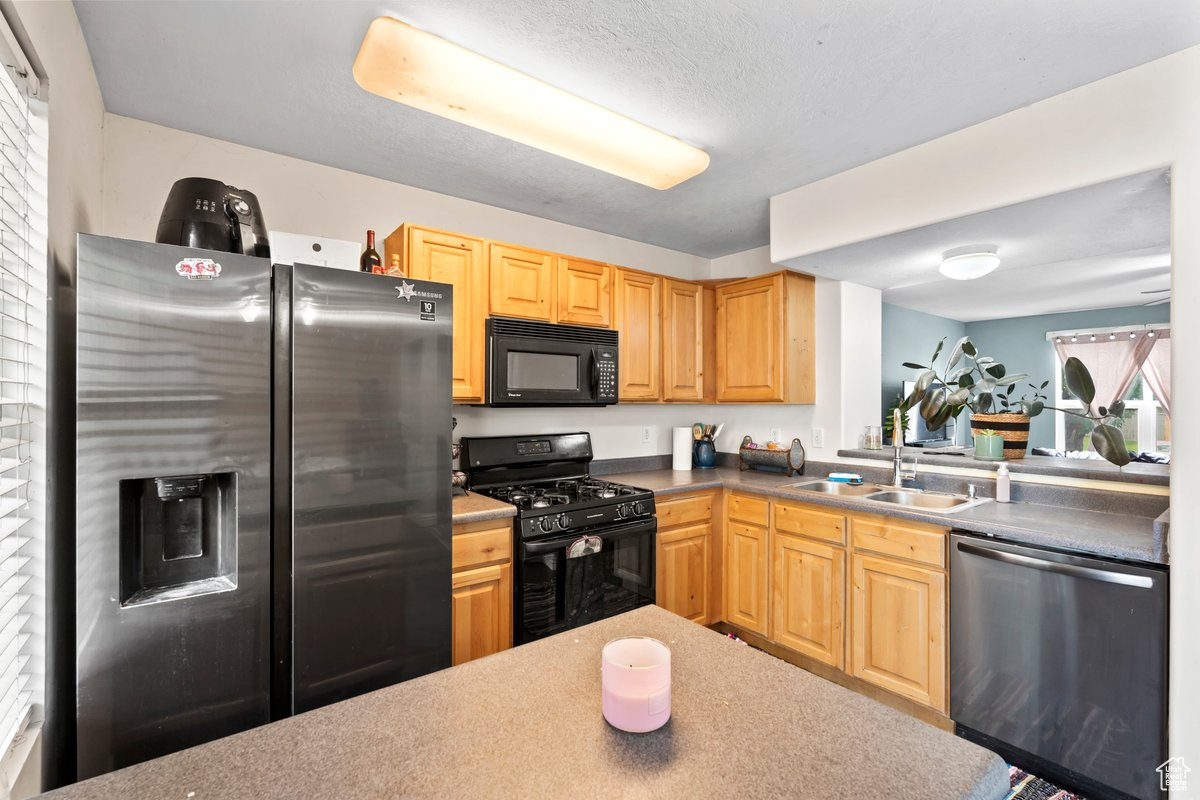 3364 E DORNOCK DR