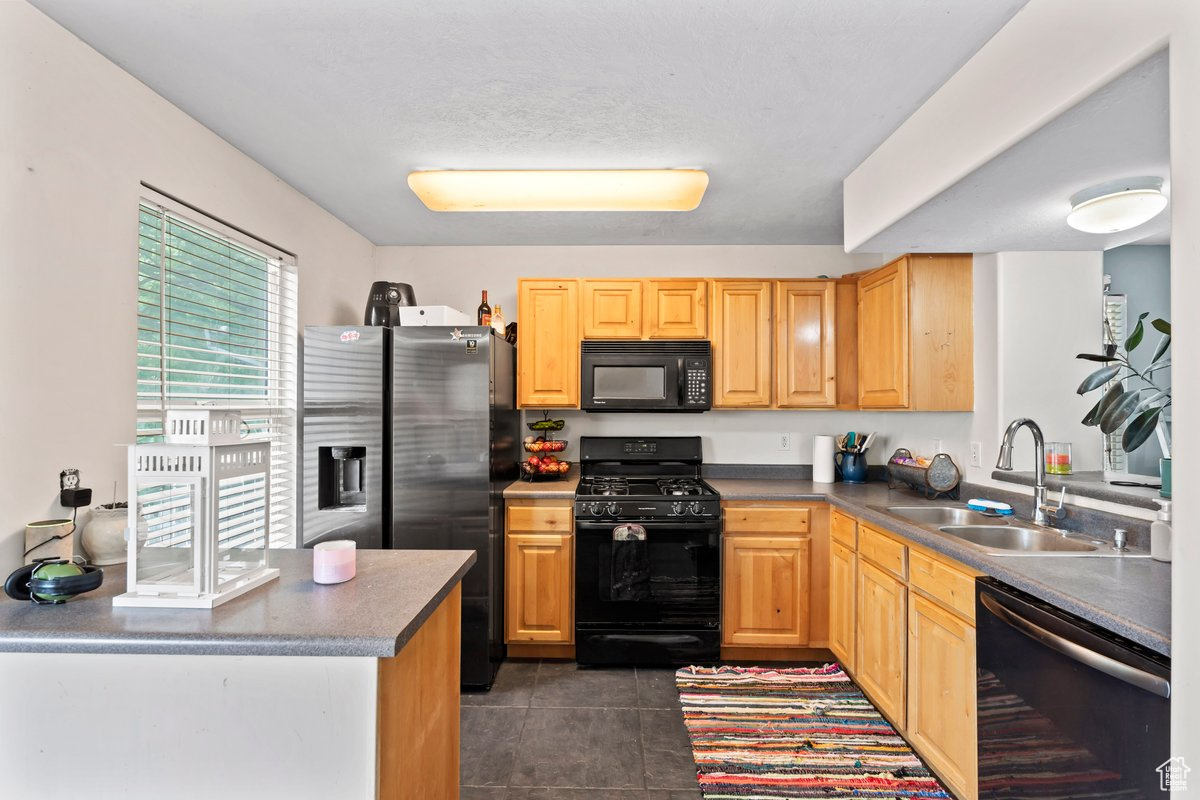 3364 E DORNOCK DR