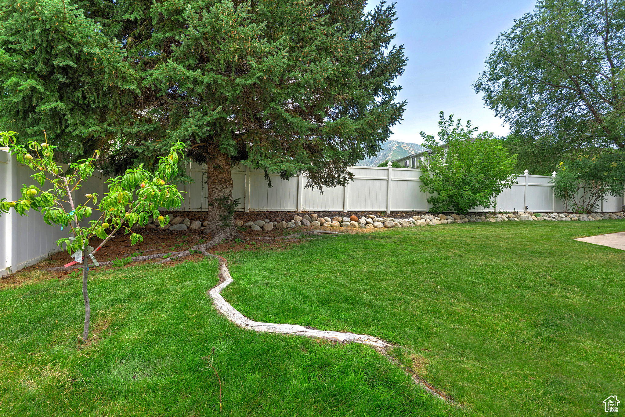 12103 S HERON RIDGE CIR