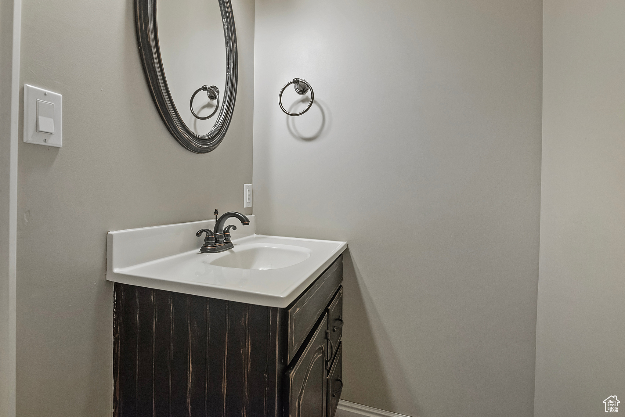 12103 S HERON RIDGE CIR