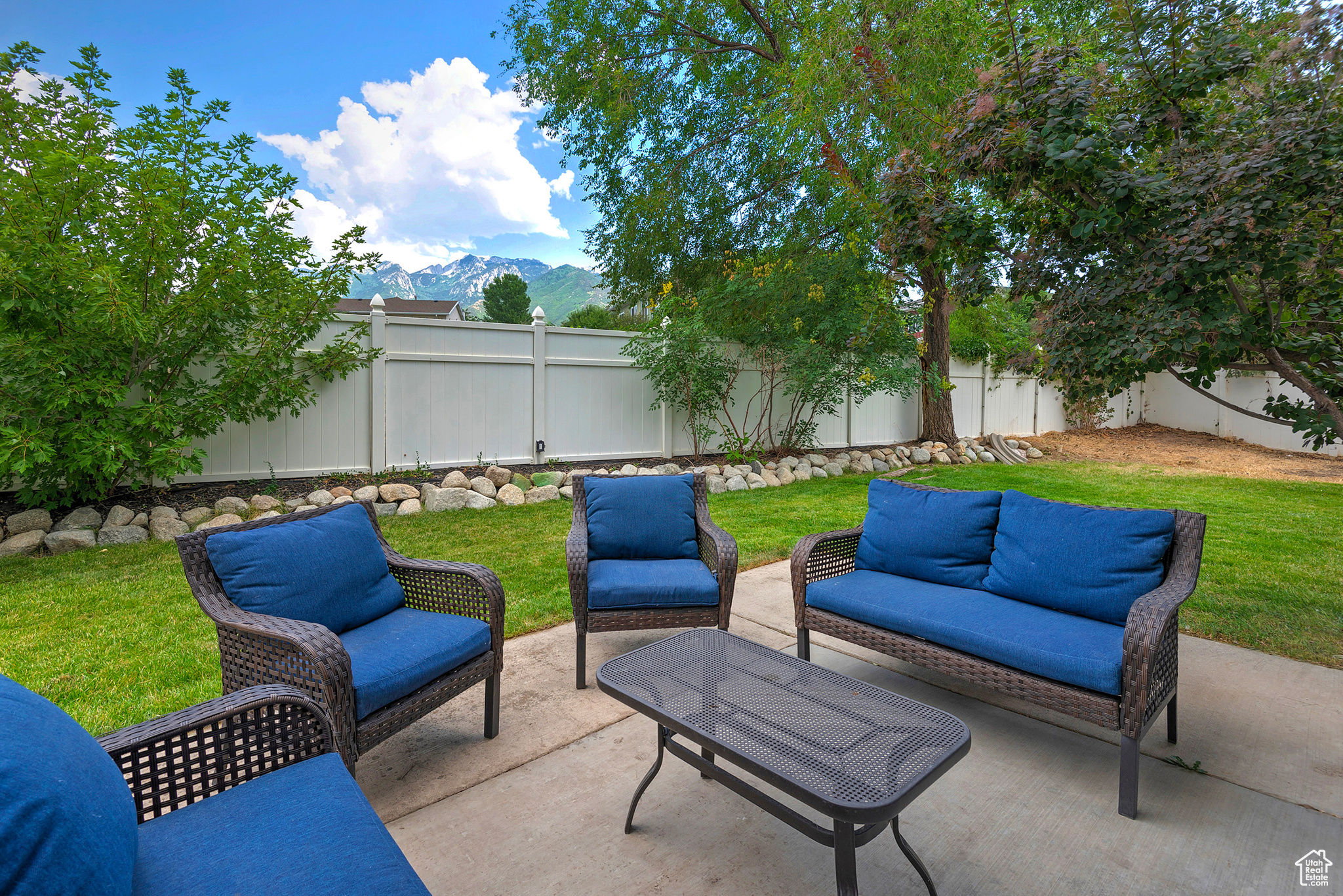 12103 S HERON RIDGE CIR