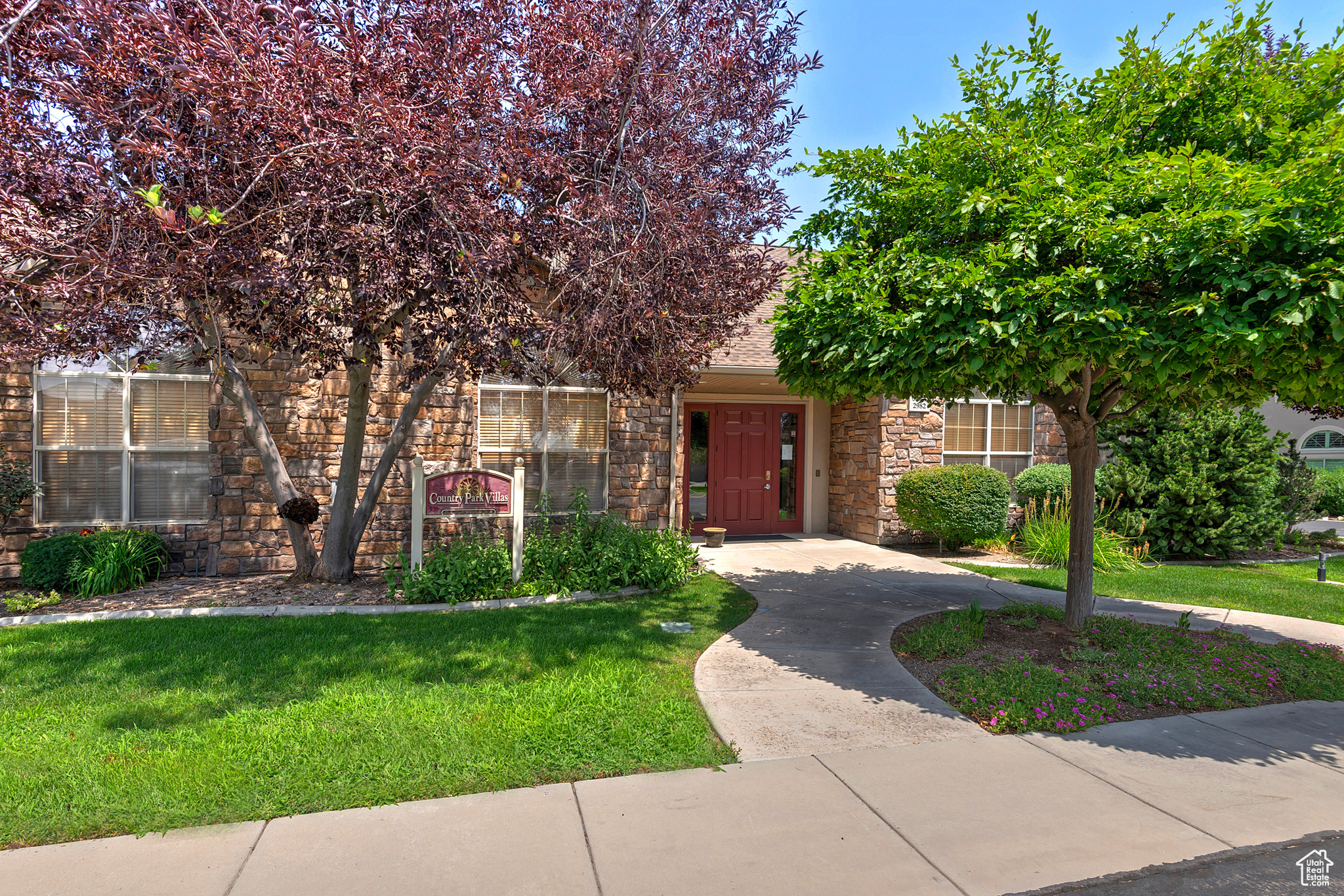 2909 W ABBEY SPRINGS CIR