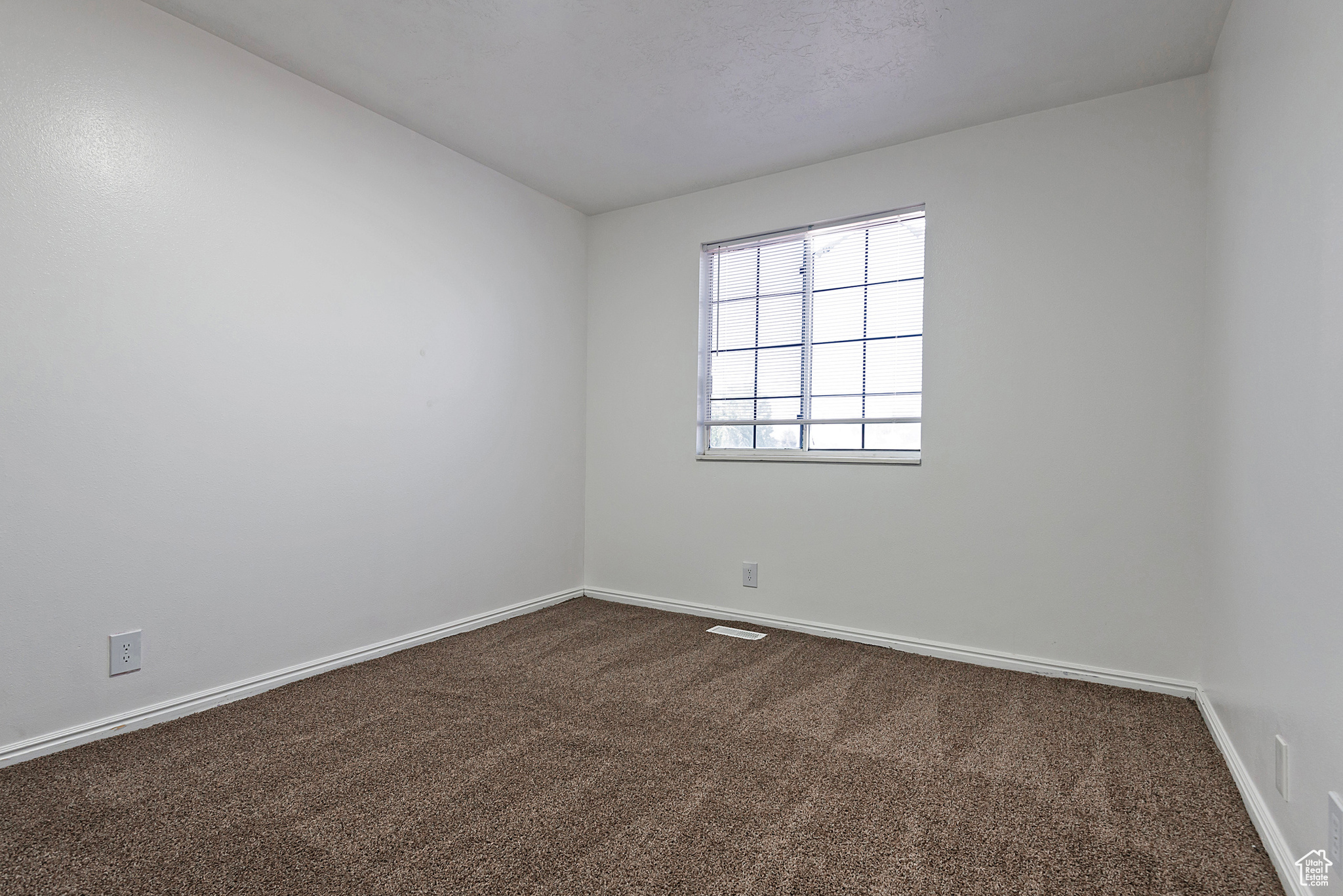 5963 S TARRAGON CT