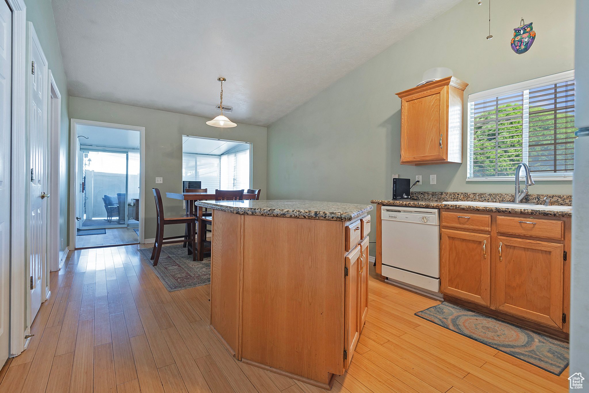 1571 W 3255 S #12A