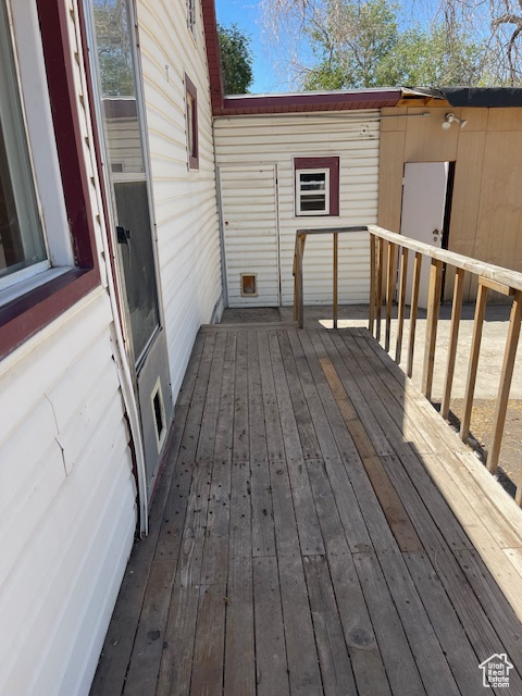 222 W CHERRY ST