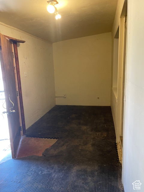 222 W CHERRY ST