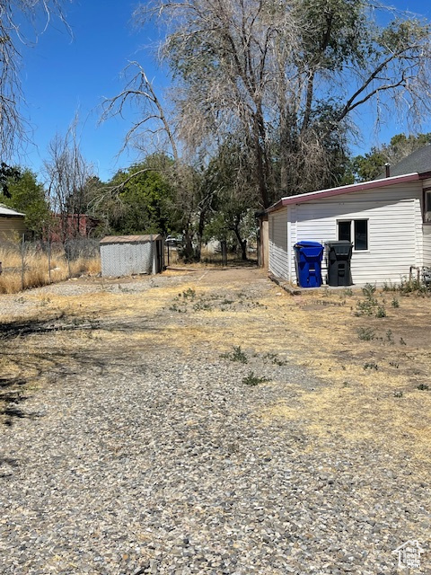 222 W CHERRY ST
