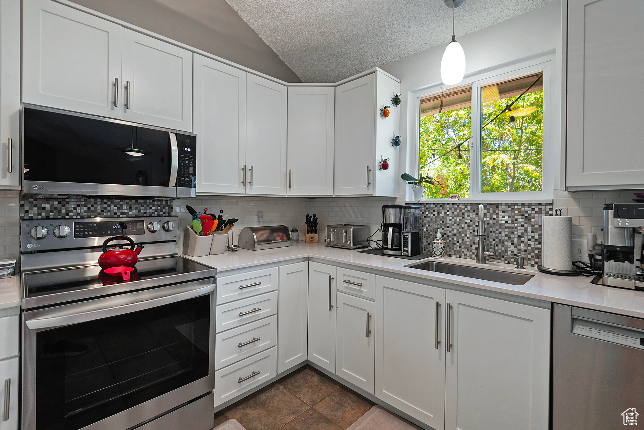 3237 WYNFORD CIR