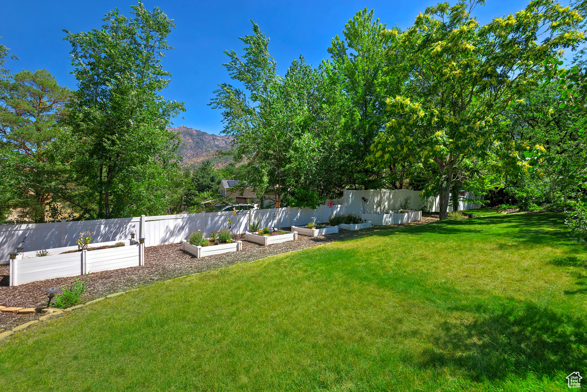 3237 WYNFORD CIR