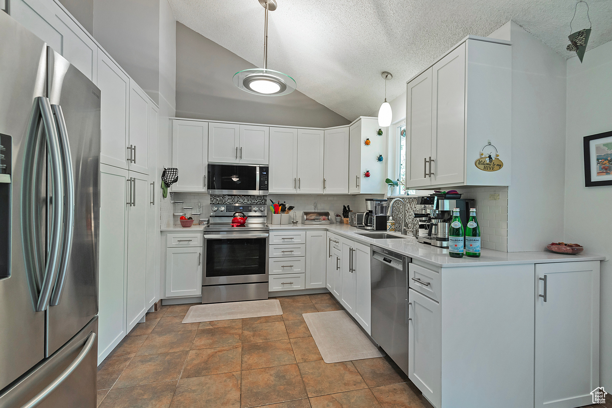 3237 WYNFORD CIR