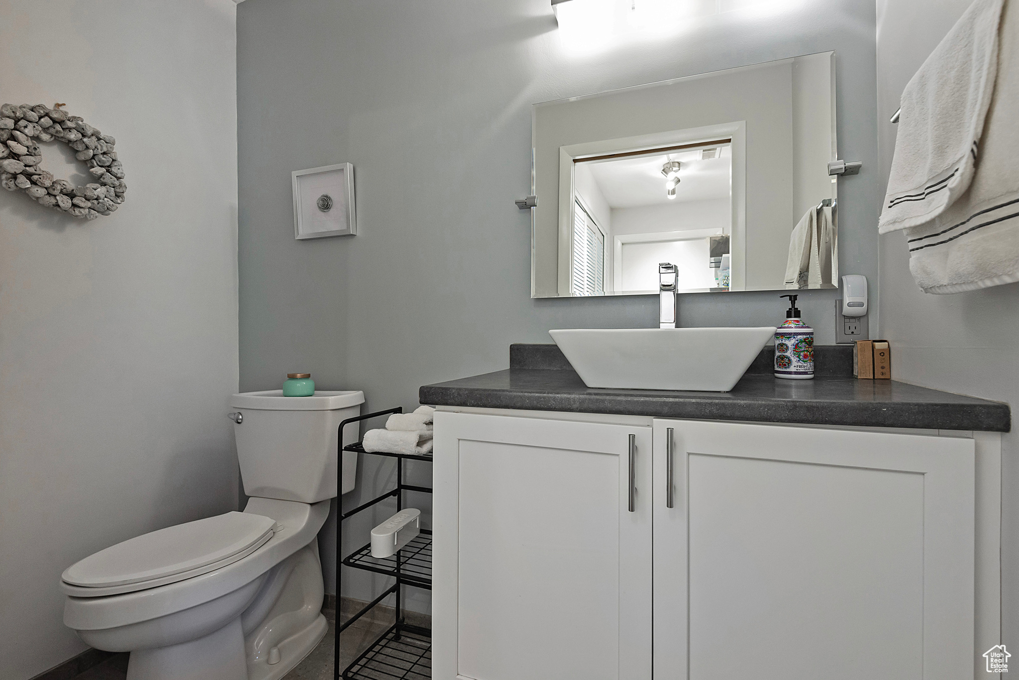 3237 WYNFORD CIR