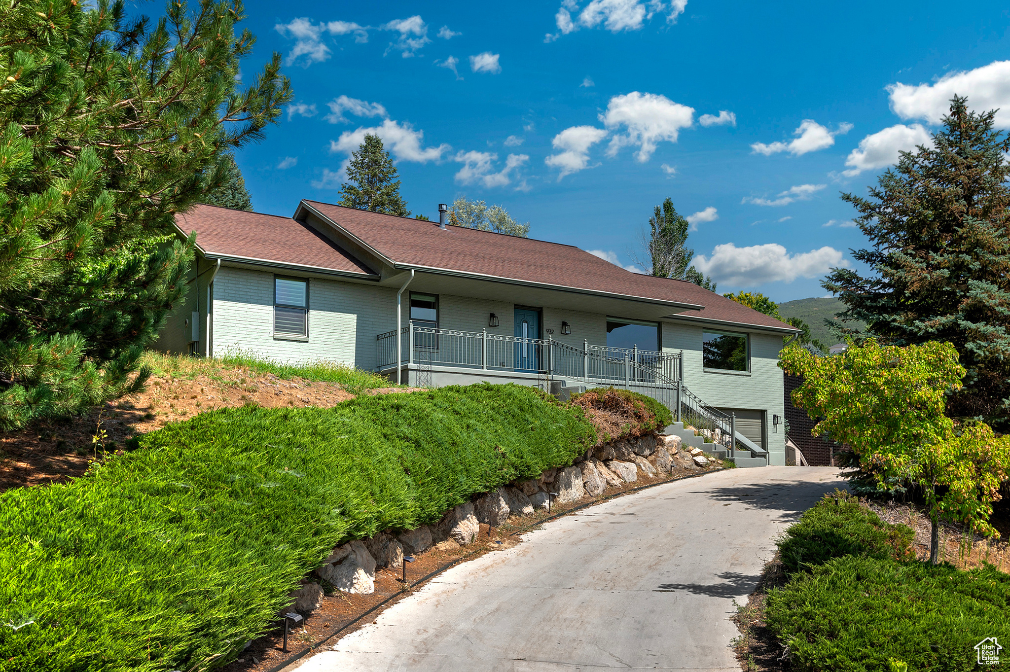 932 N NORTHRIDGE