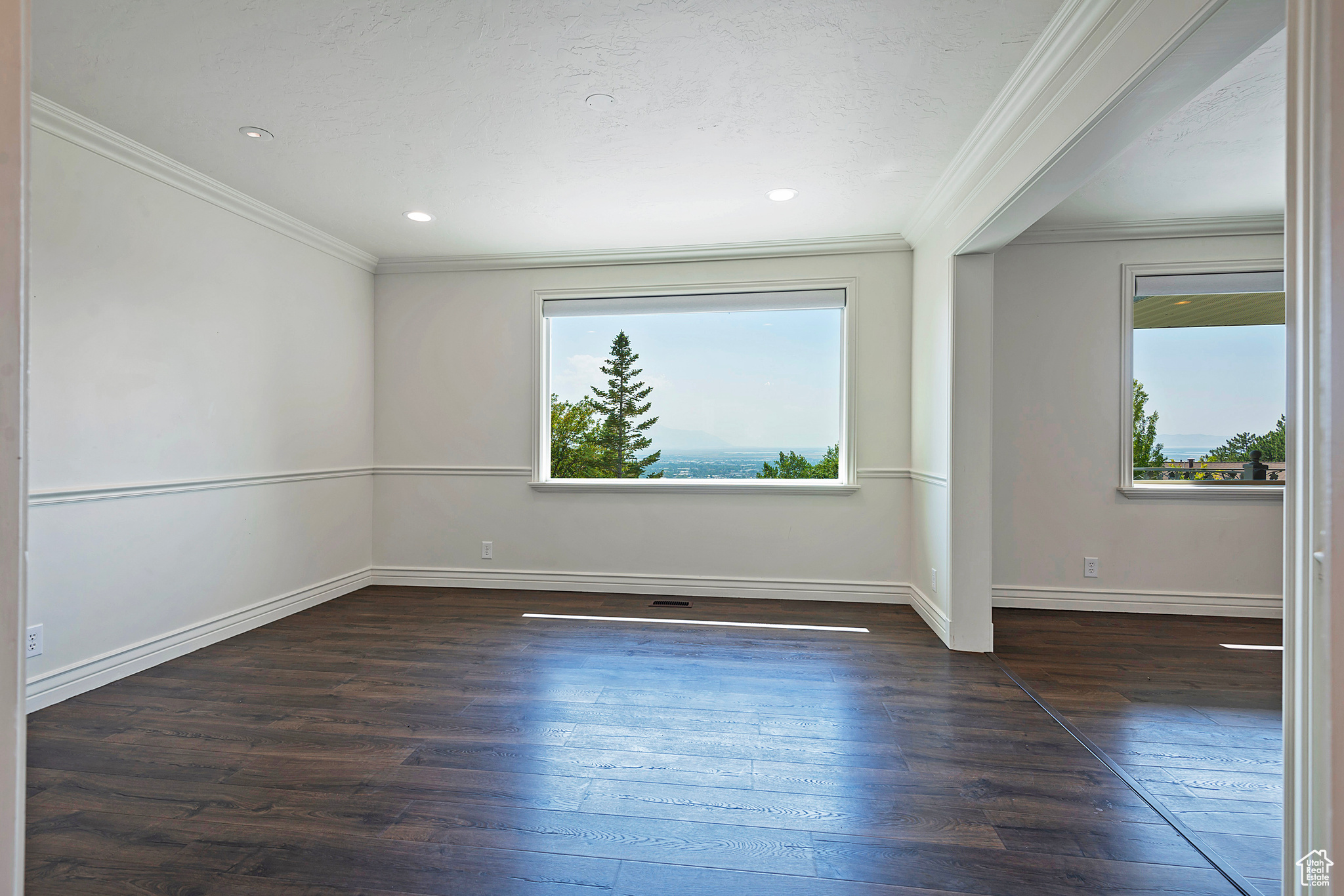 932 N NORTHRIDGE