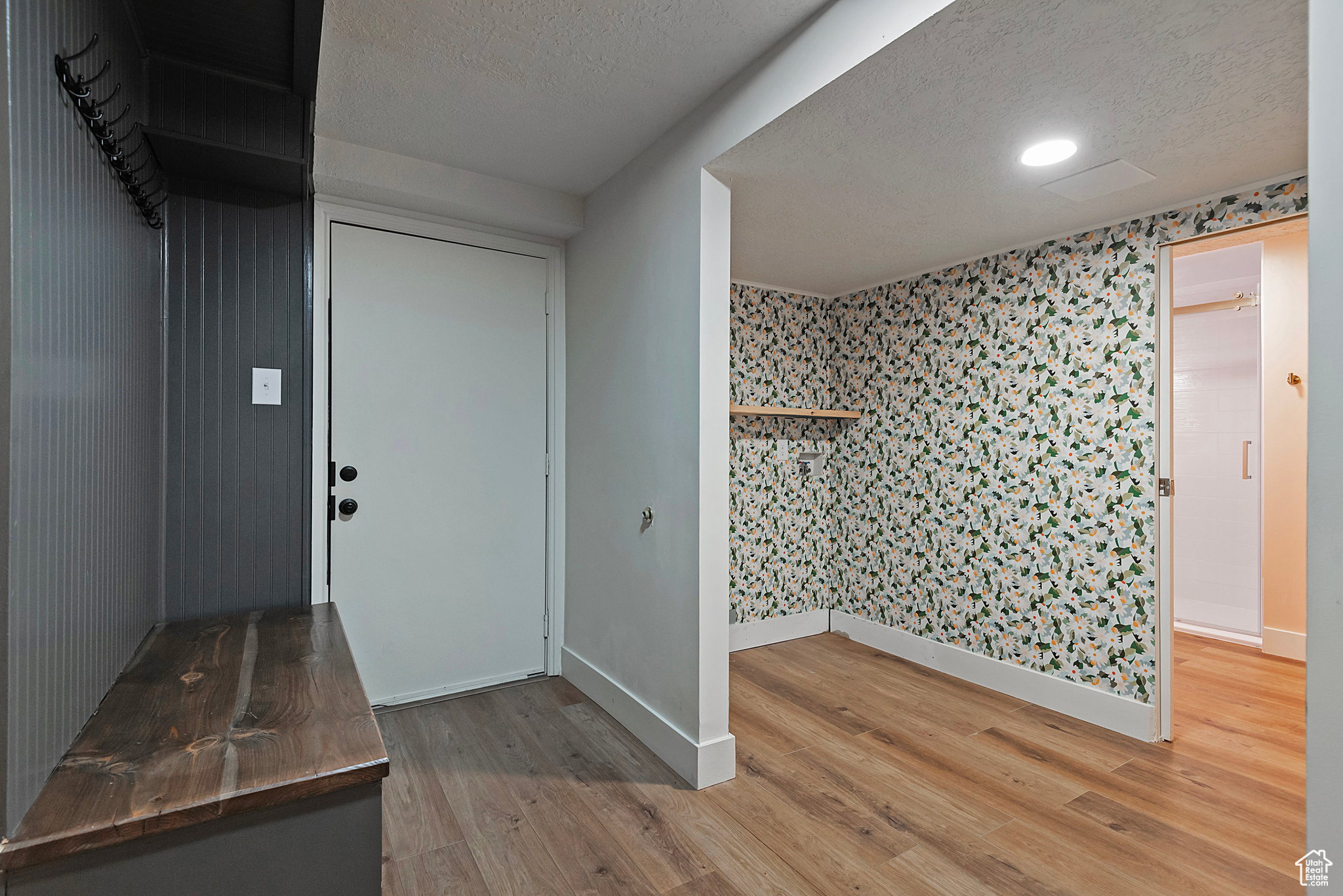 932 N NORTHRIDGE