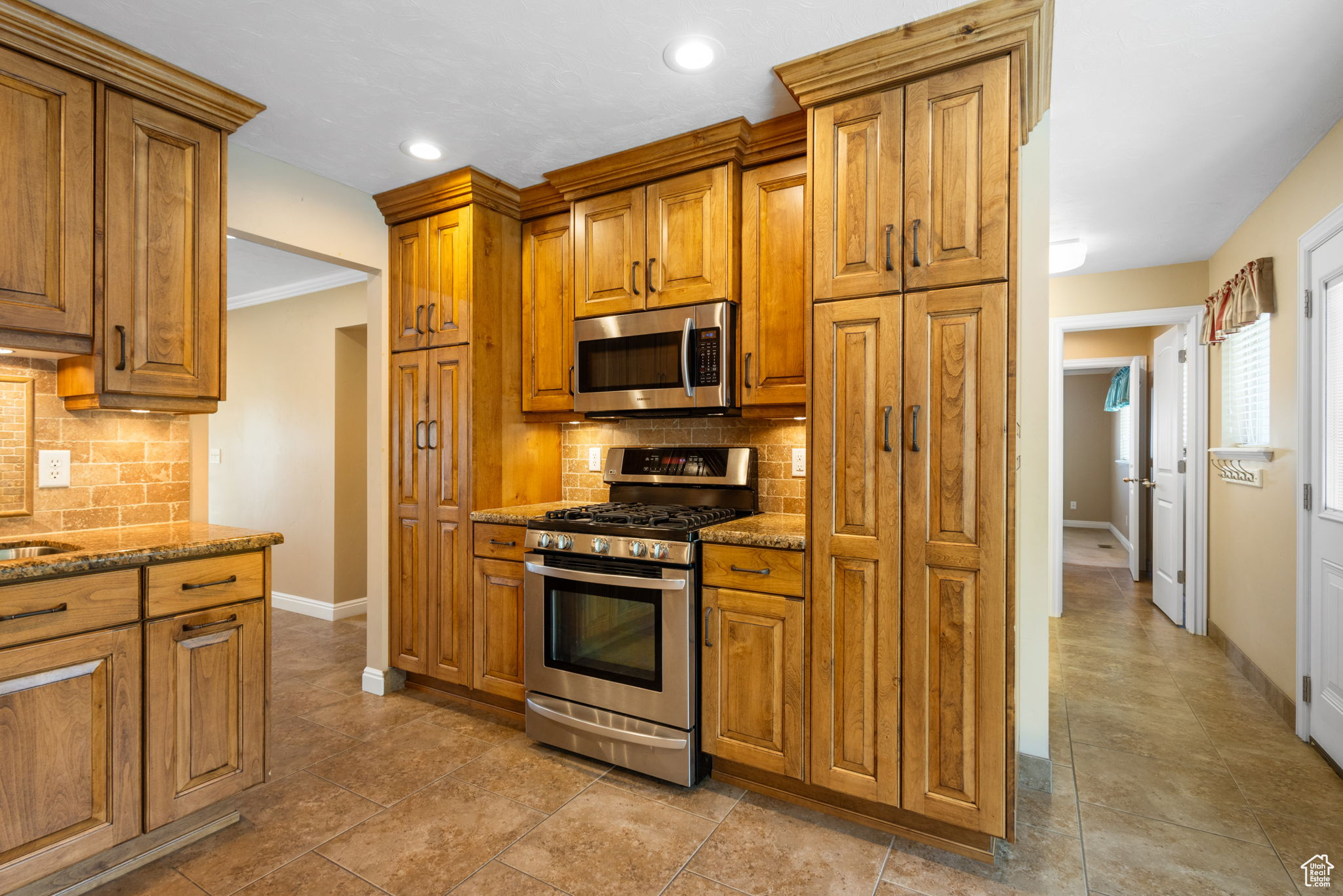 1429 CONNIE WAY