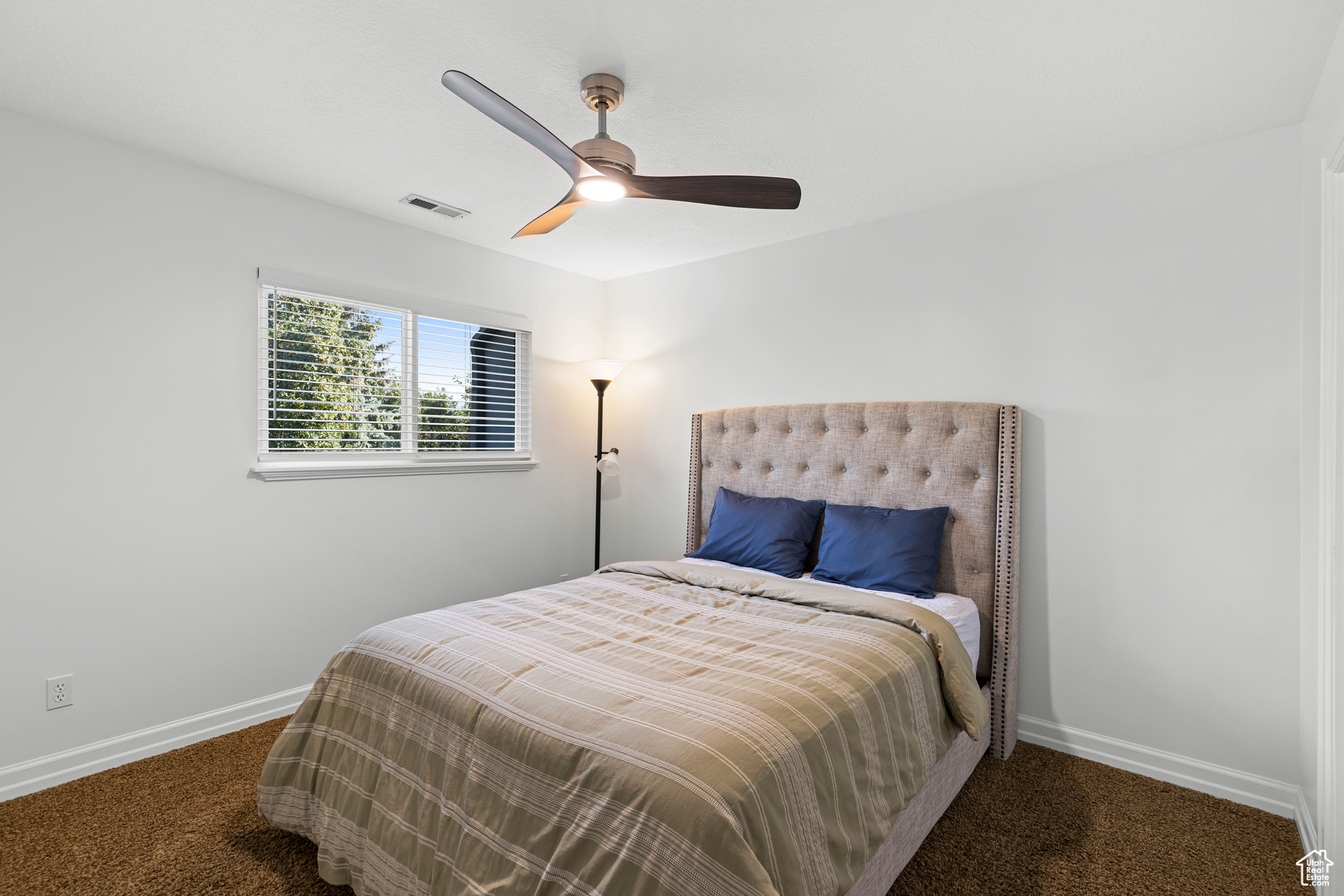 5061 SKYLINE PKWY