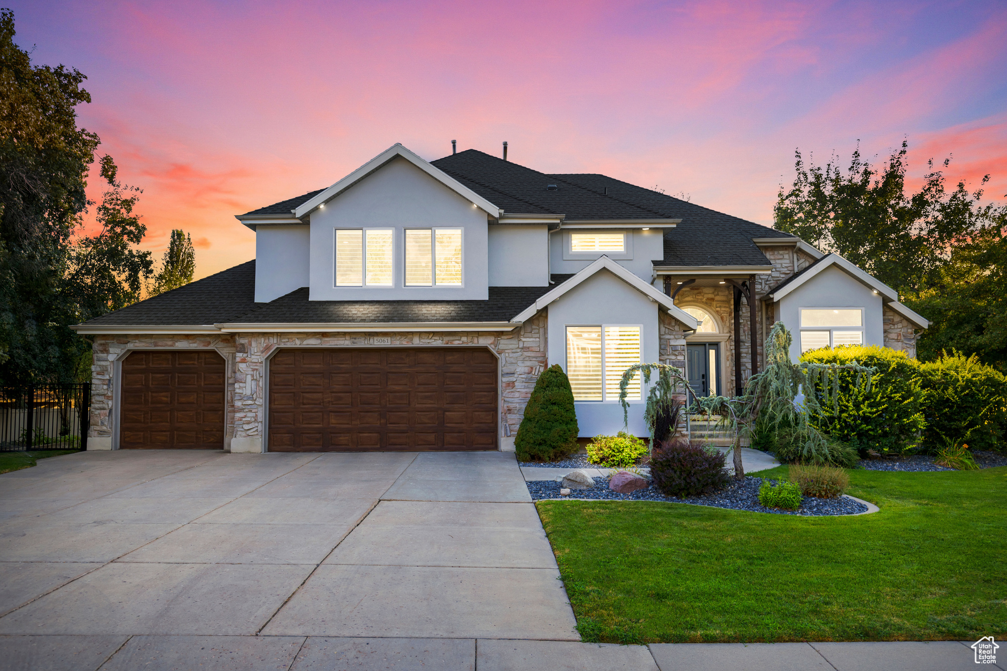 5061 SKYLINE PKWY
