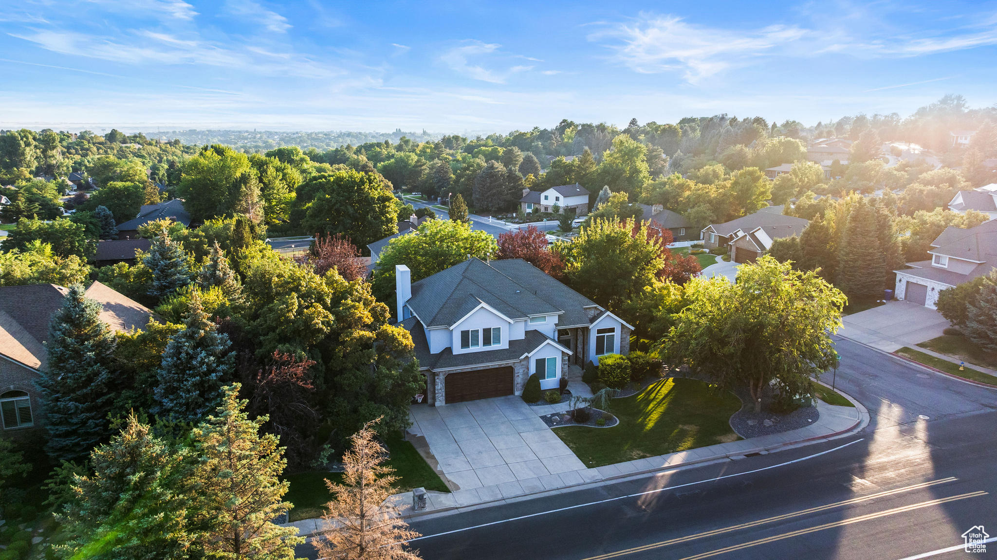 5061 SKYLINE PKWY