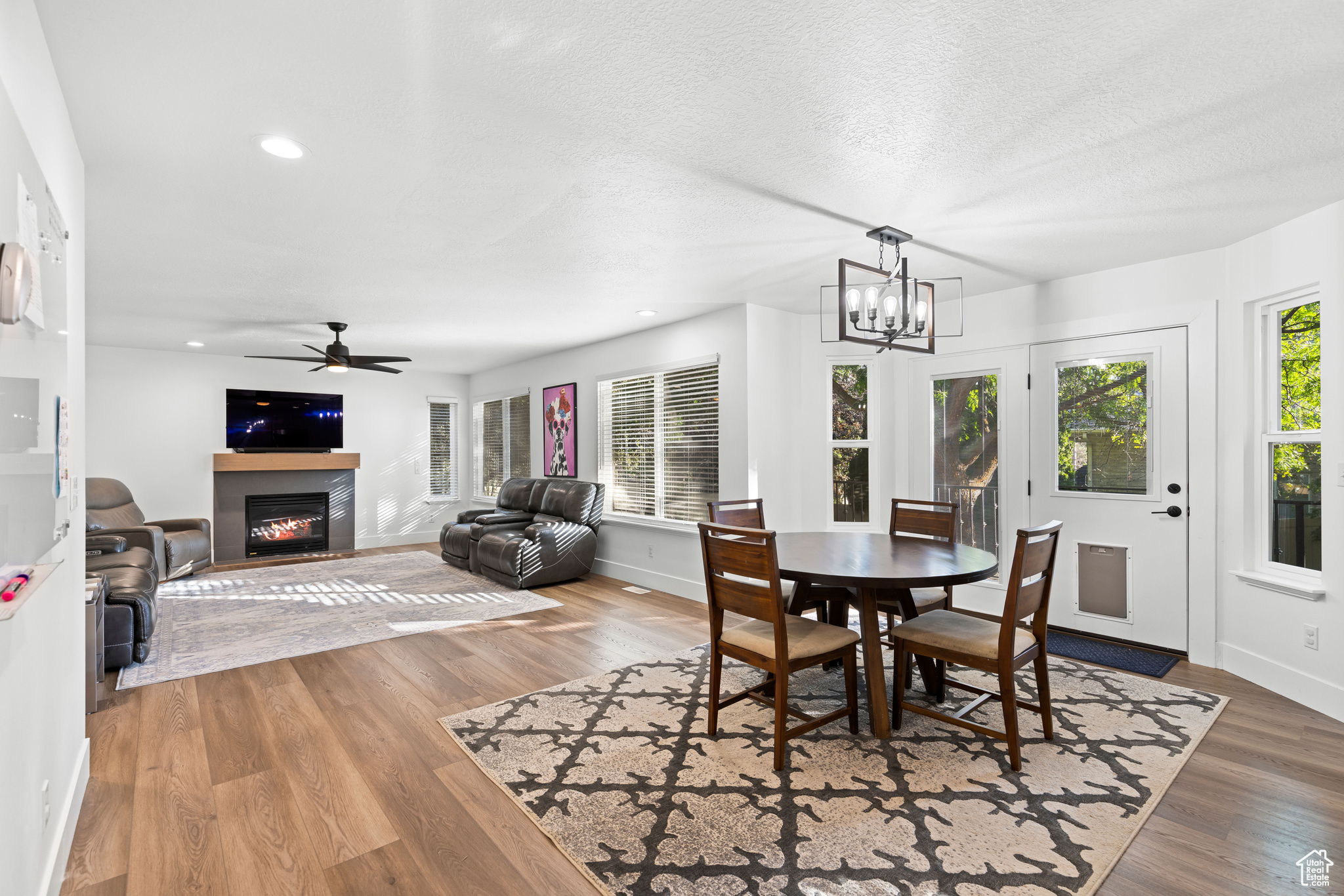 5061 SKYLINE PKWY