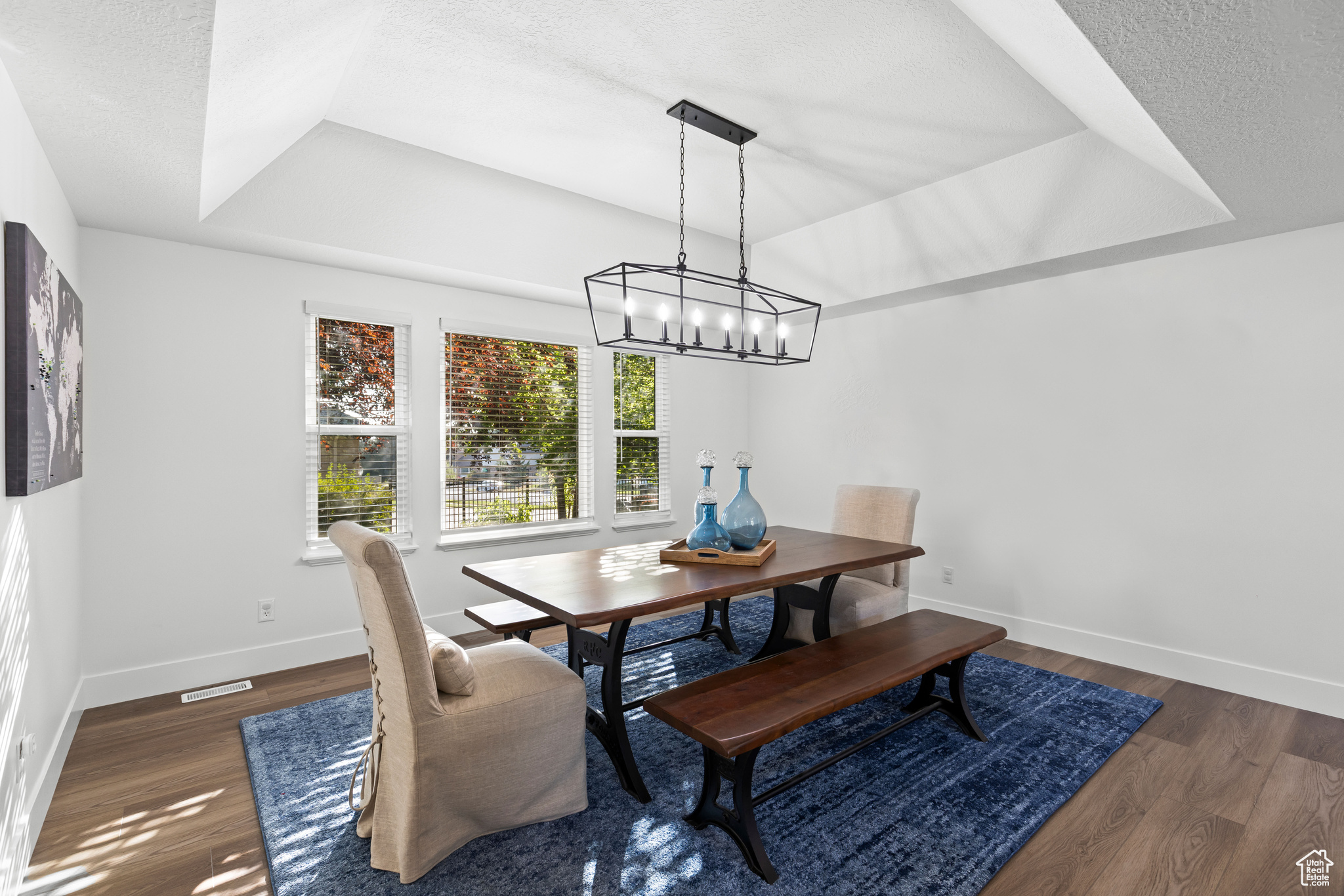 5061 SKYLINE PKWY