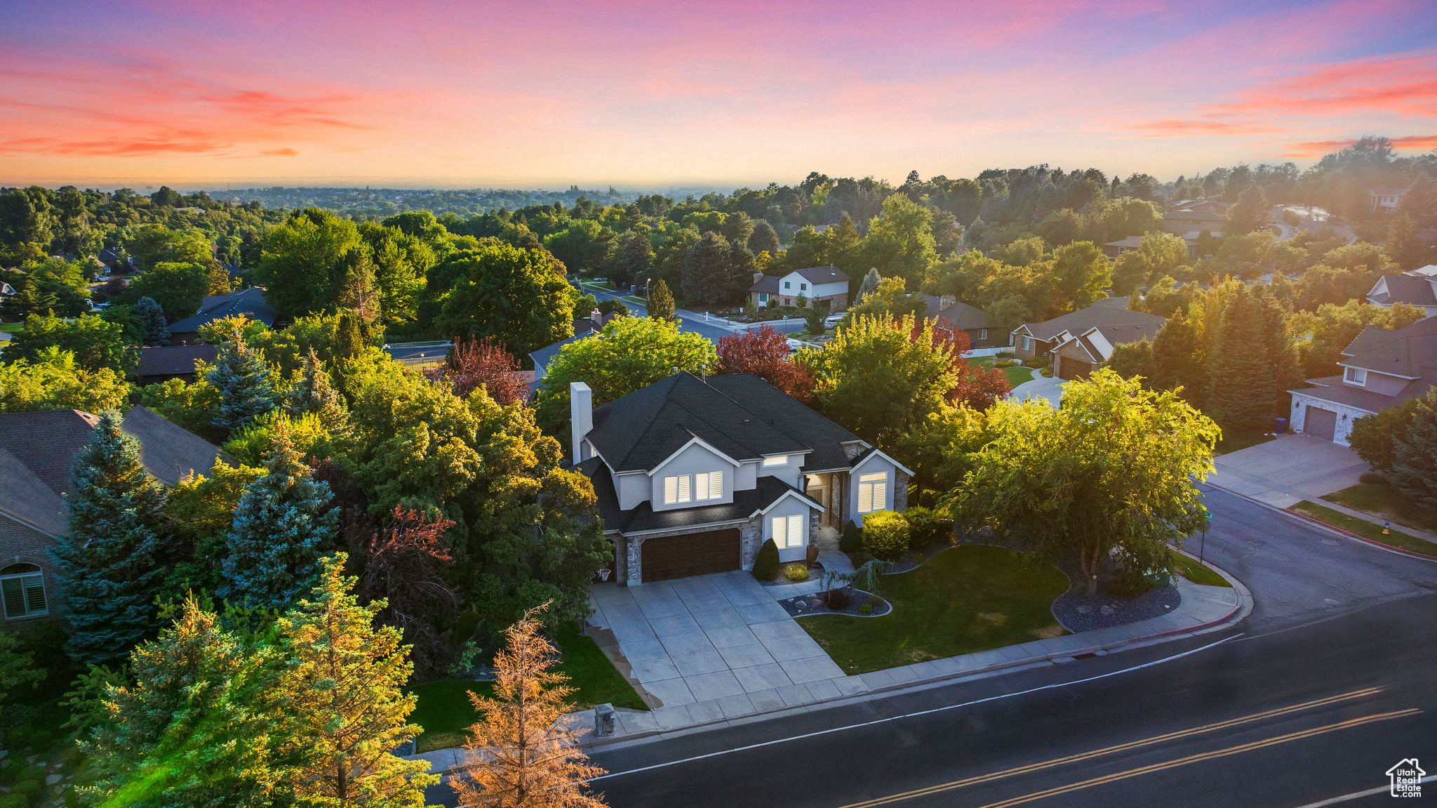 5061 SKYLINE PKWY