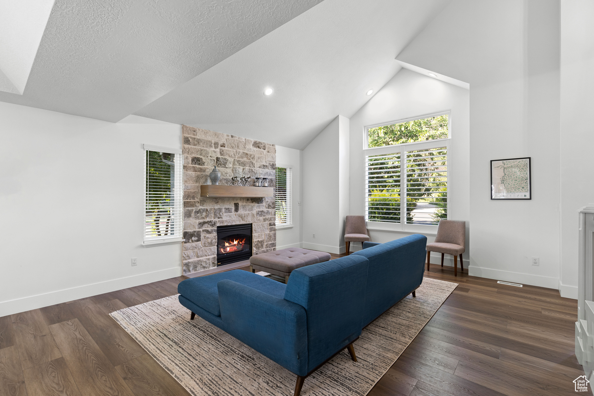 5061 SKYLINE PKWY
