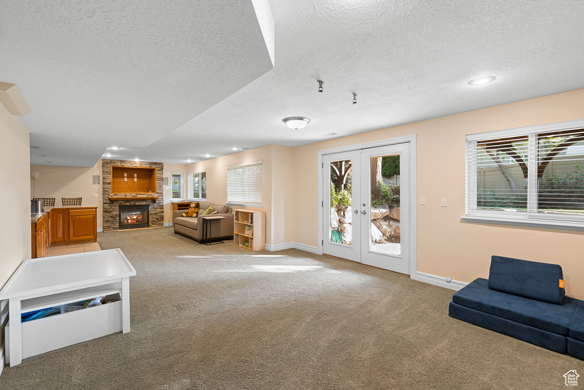 5061 SKYLINE PKWY
