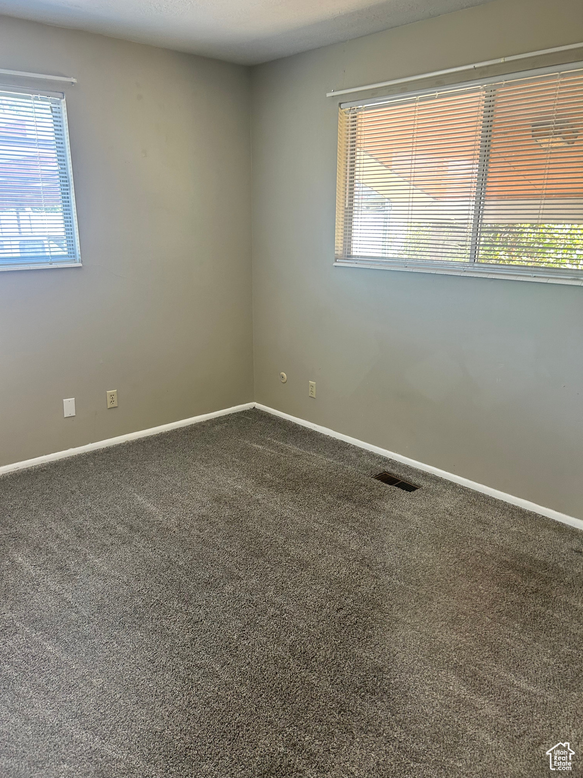 3554 VANBUREN