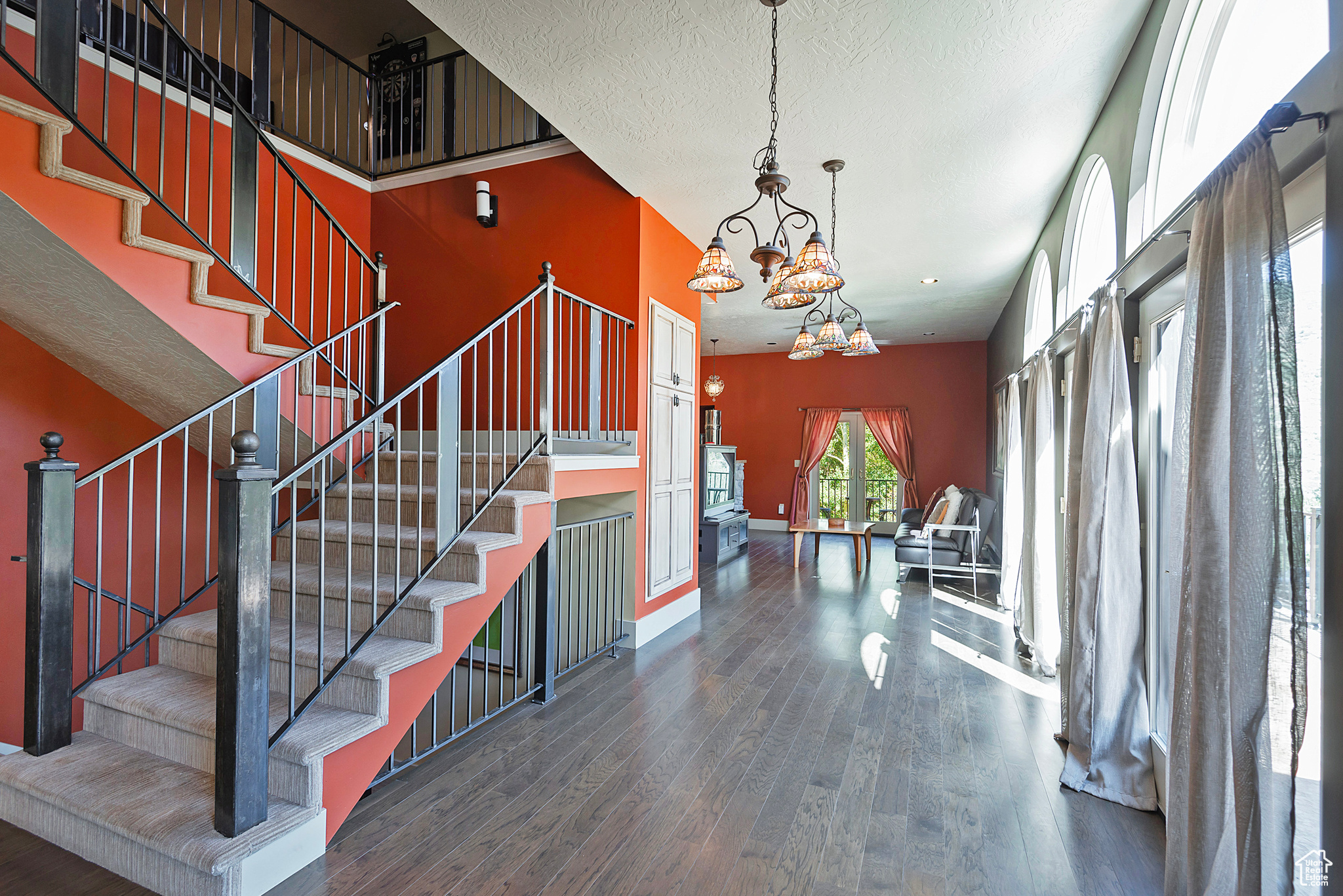 4436 E KENBRIDGE CT.