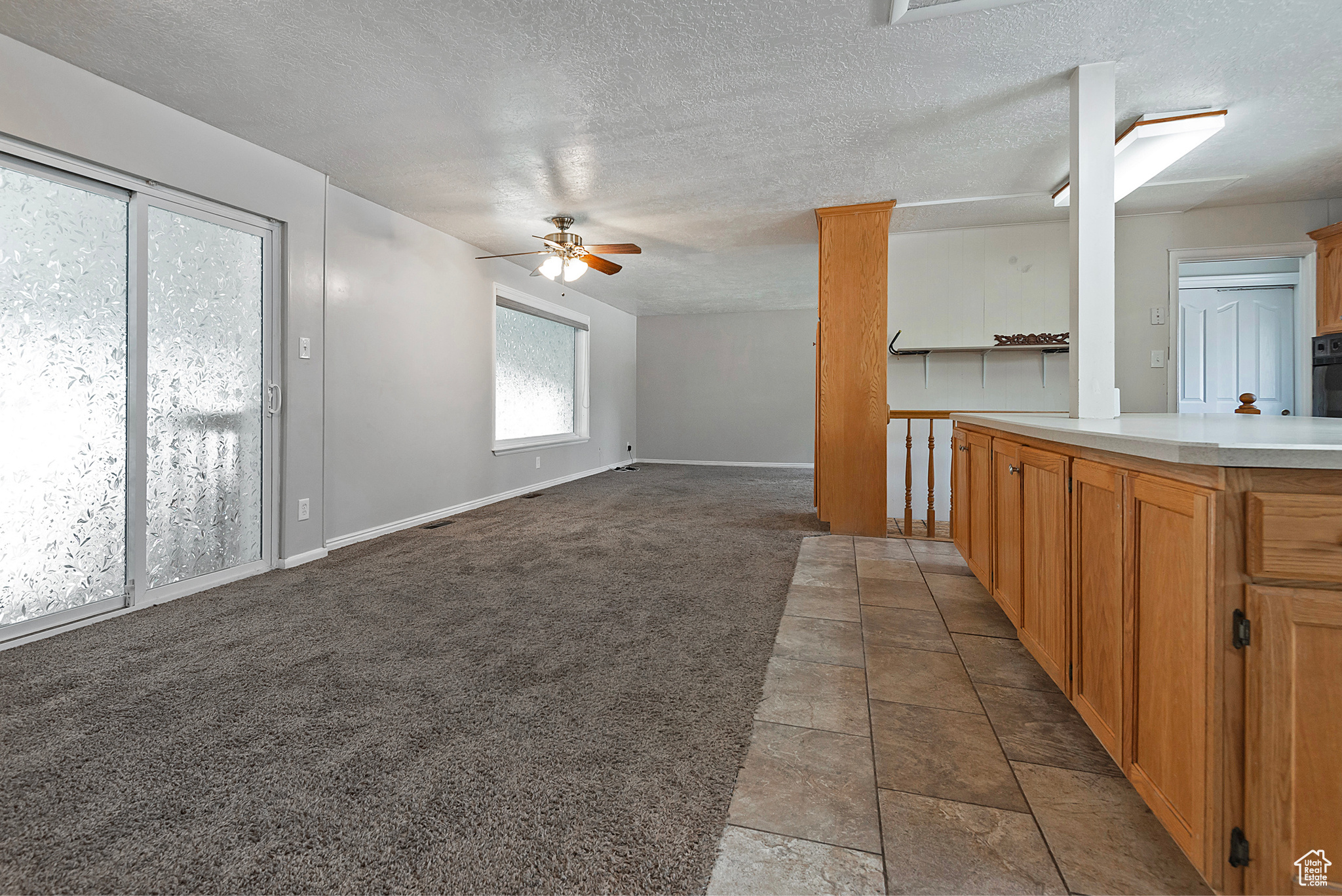 2862 E PAMELA DR