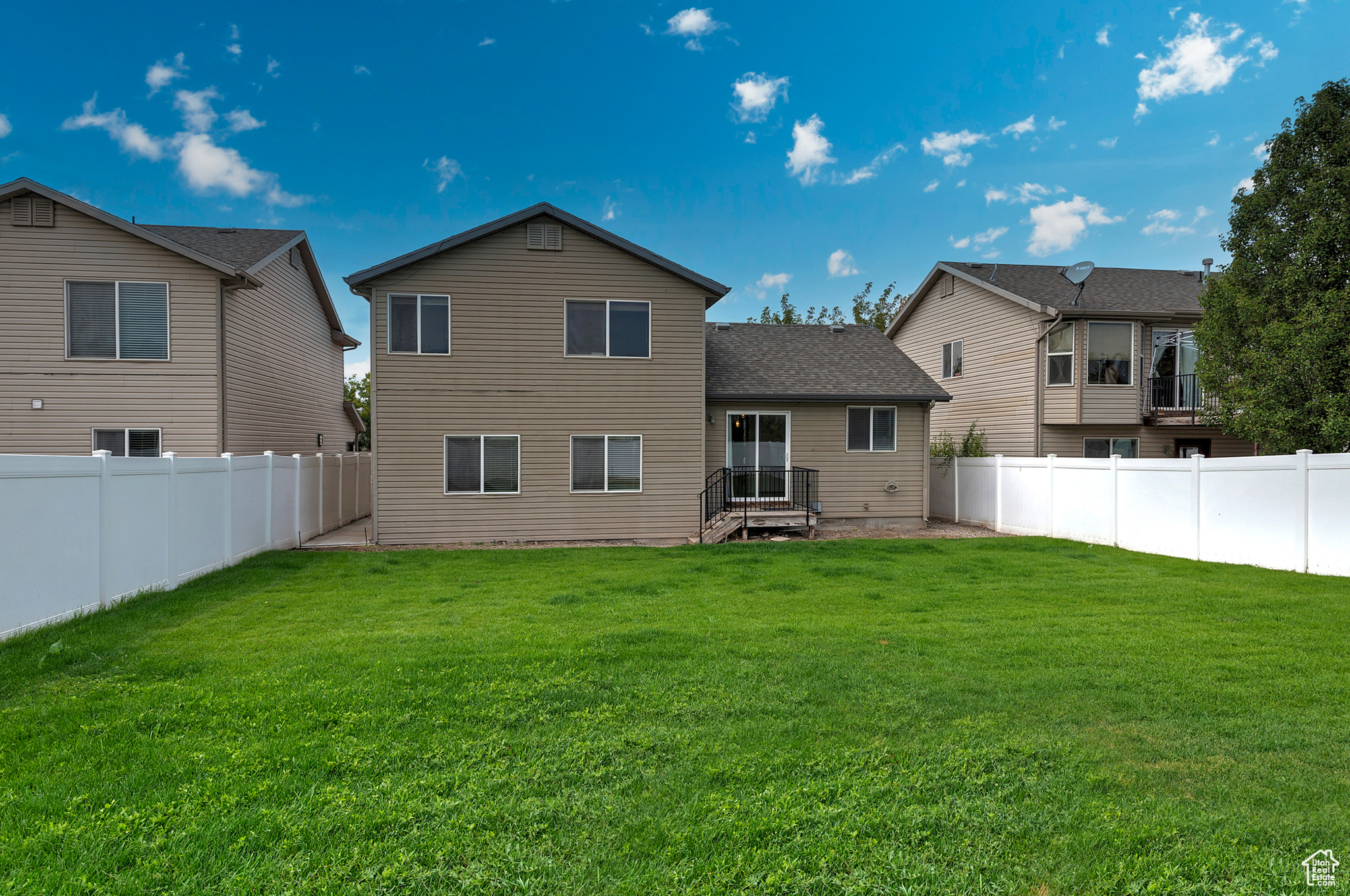 260 N BUCKINGHAM DR