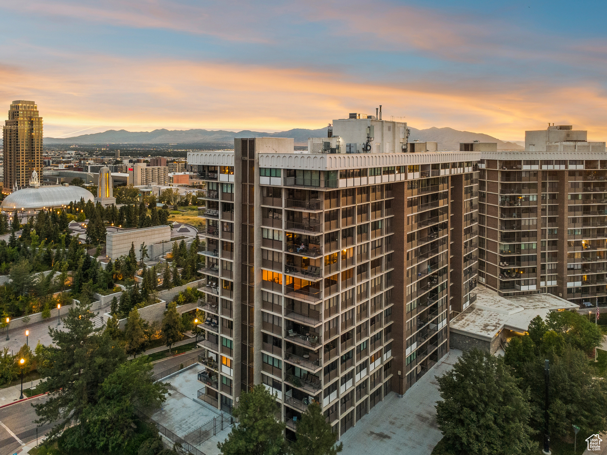 241 N VINE ST #802E