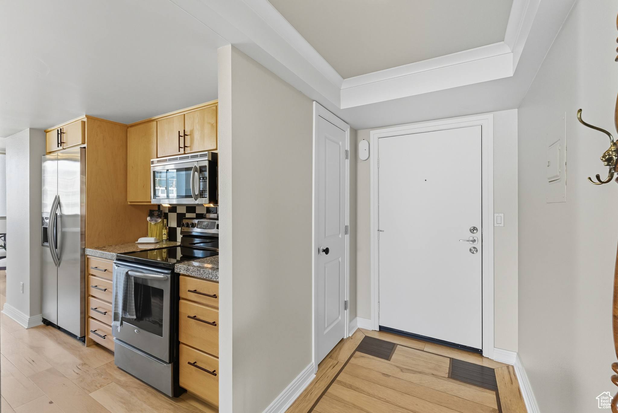 241 N VINE ST #802E