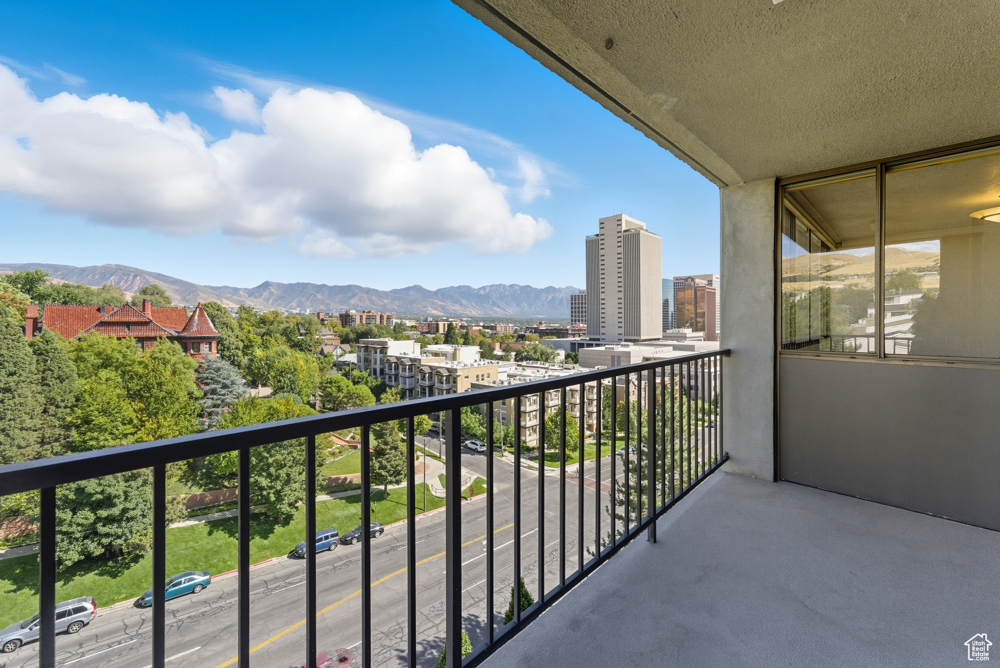 241 N VINE ST #802E