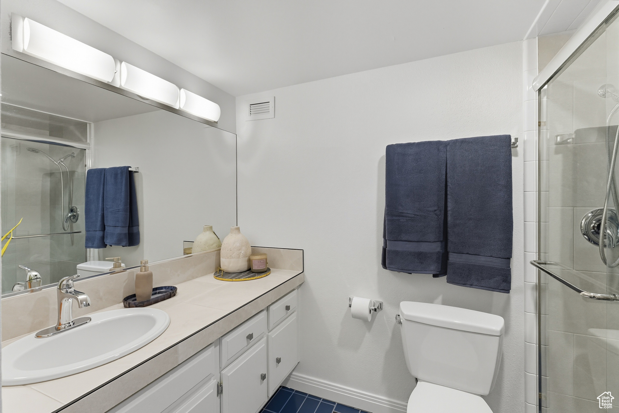 241 N VINE ST #802E