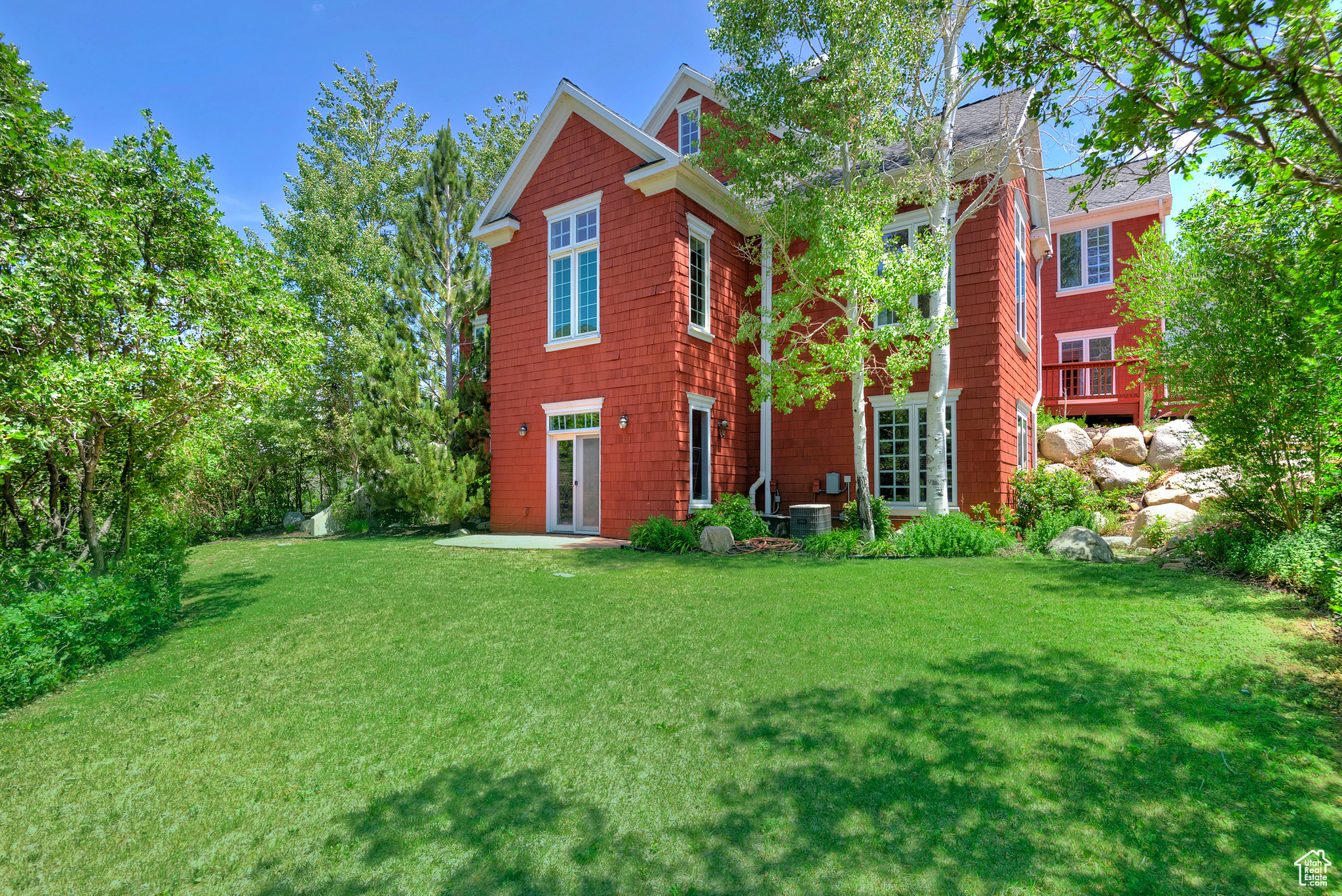 4358 E LANEVIEW CT