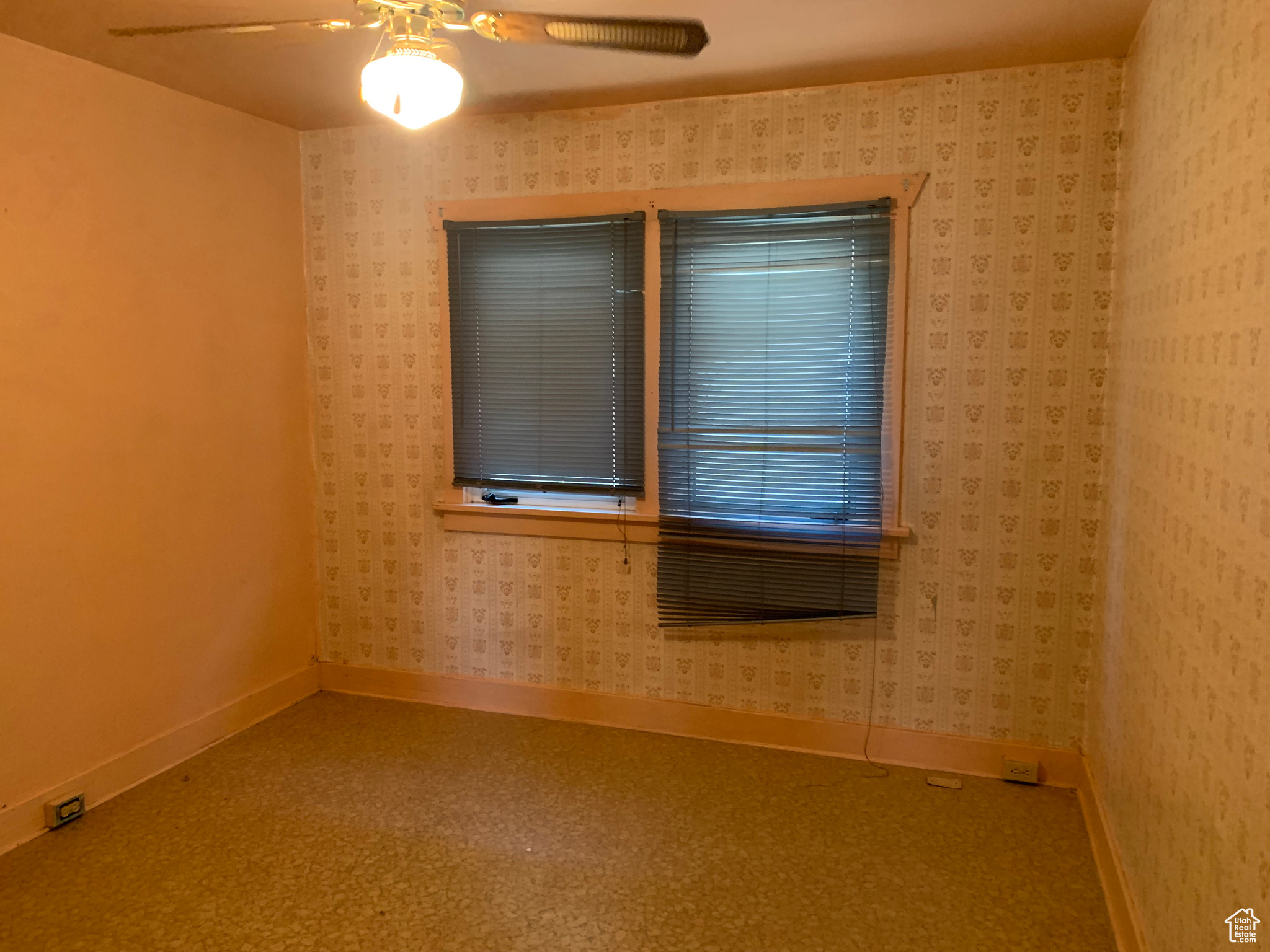 862 W PACIFIC AVE