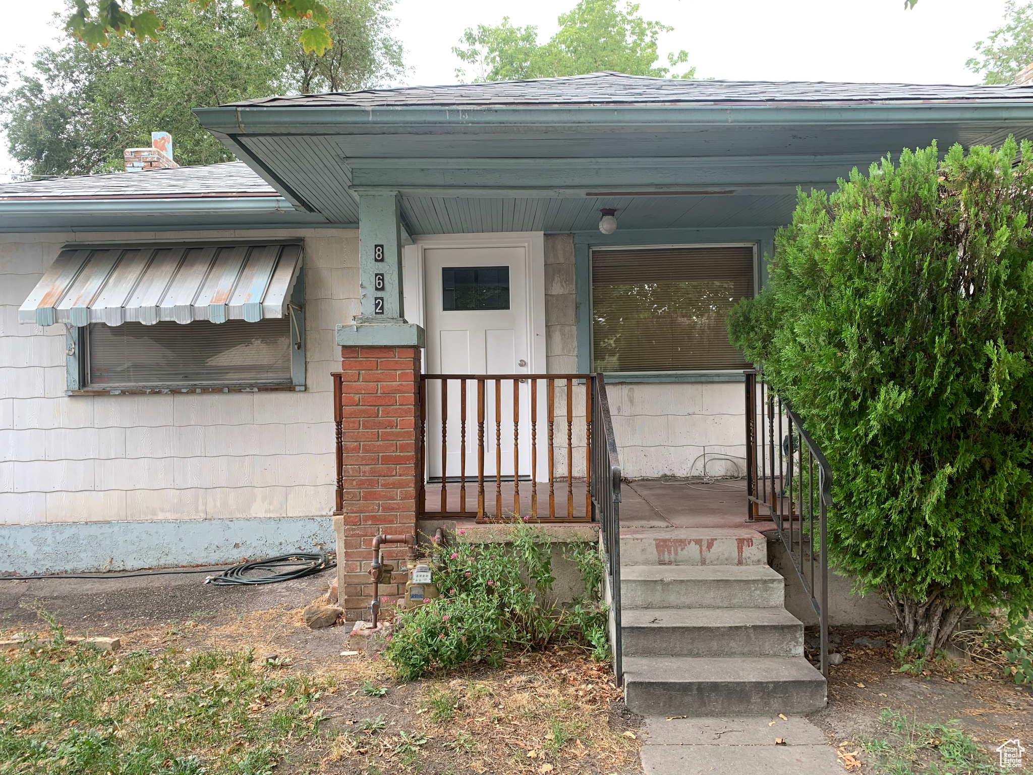 862 W PACIFIC AVE