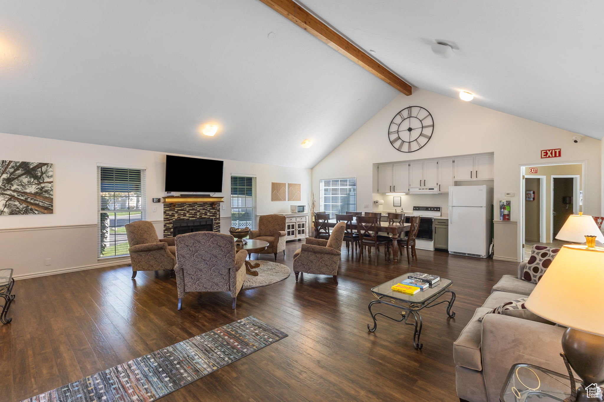 5387 S NEW HAMPTON DR