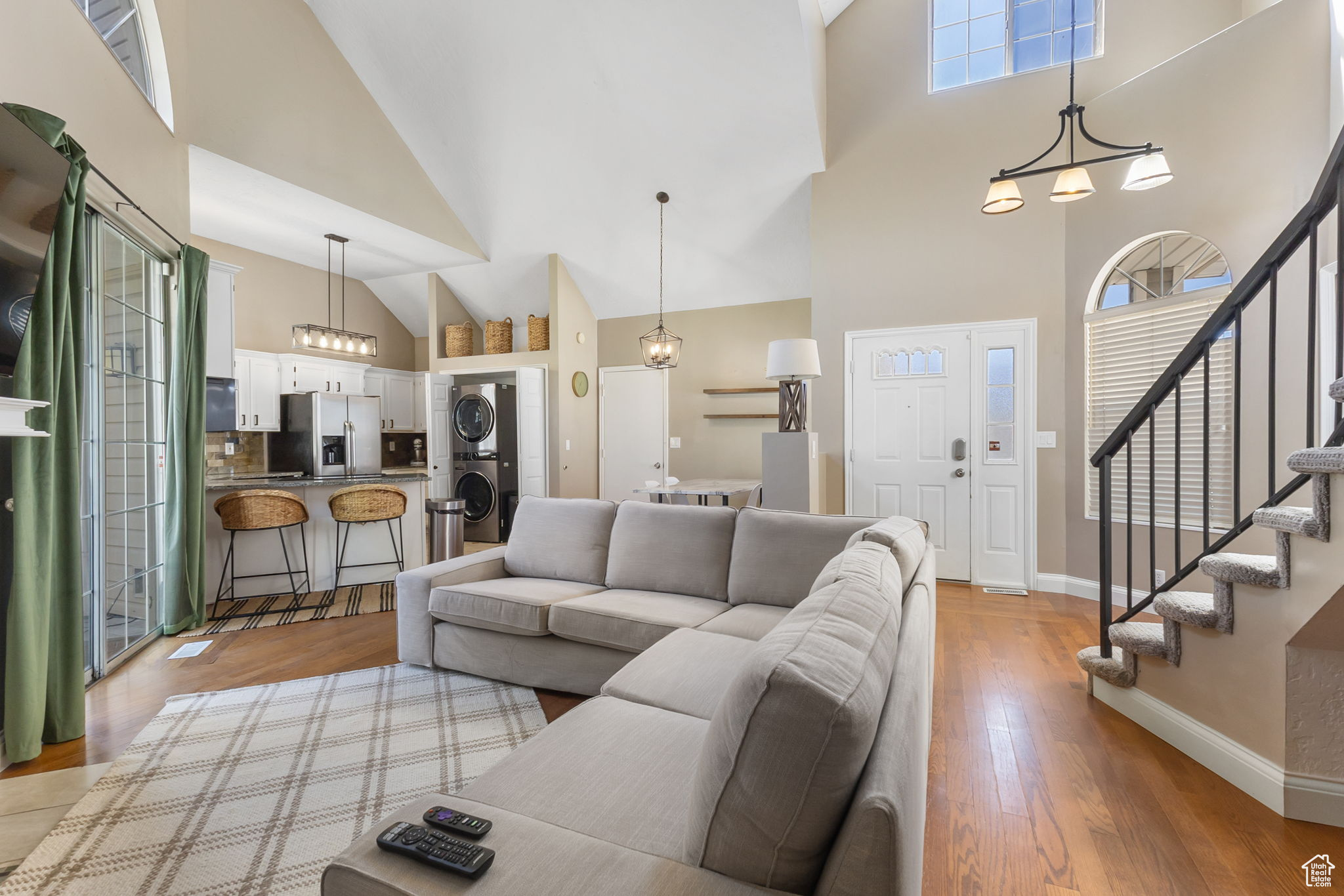 5387 S NEW HAMPTON DR