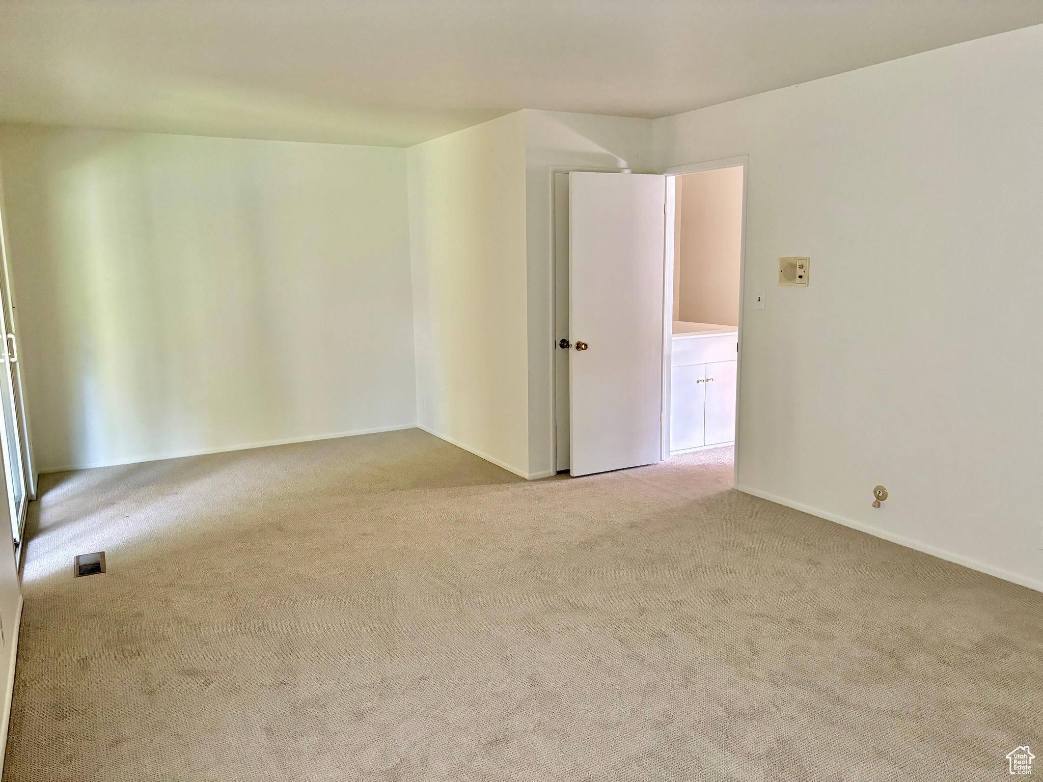 832 E THREE FOUNTAINS DR #182