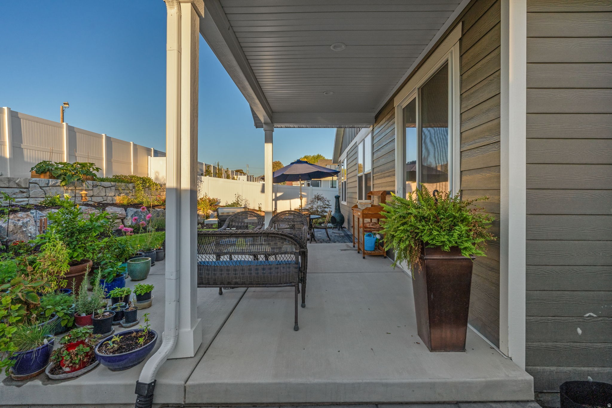 1056 W TURNBERRY CV #5