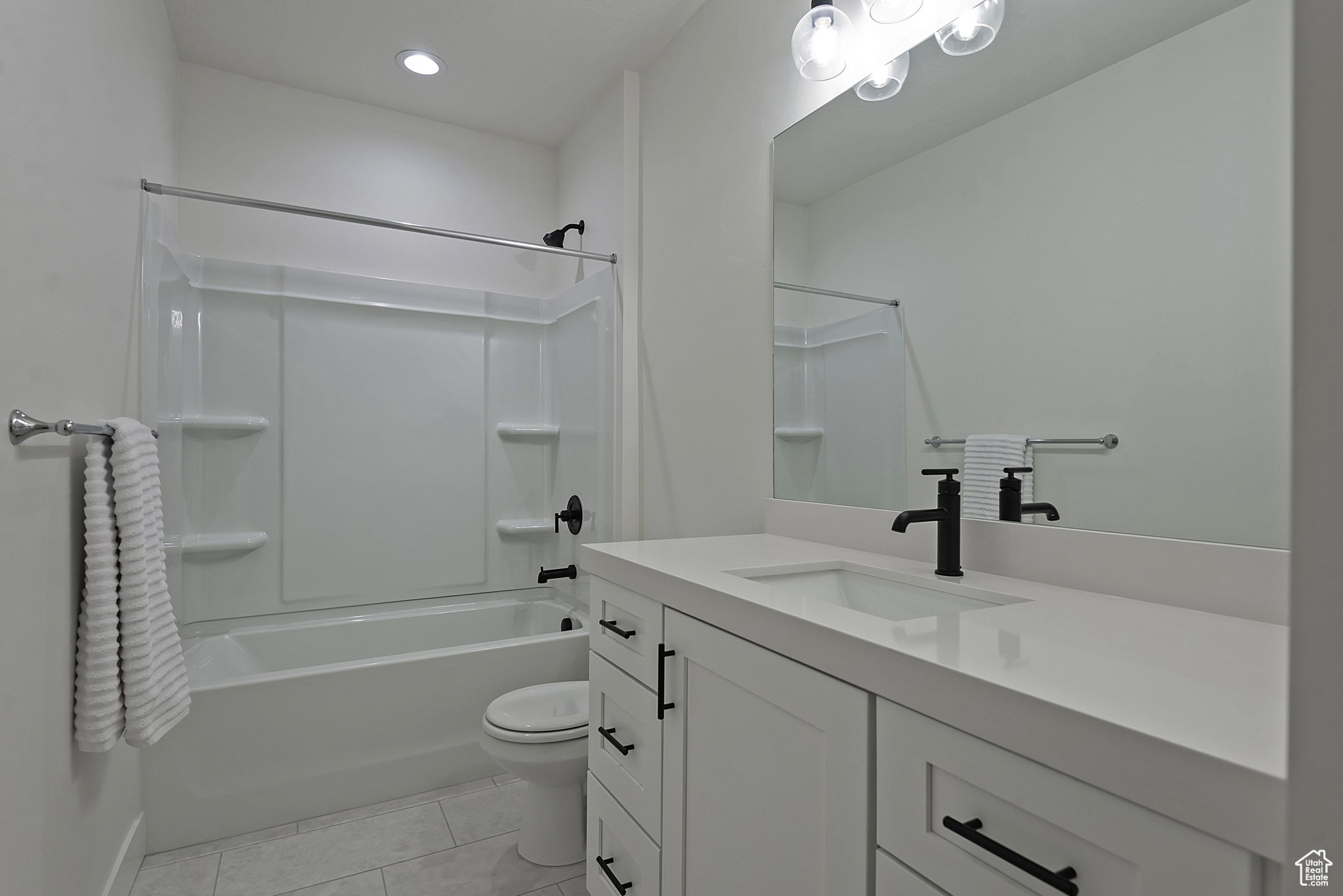 1056 W TURNBERRY CV #5