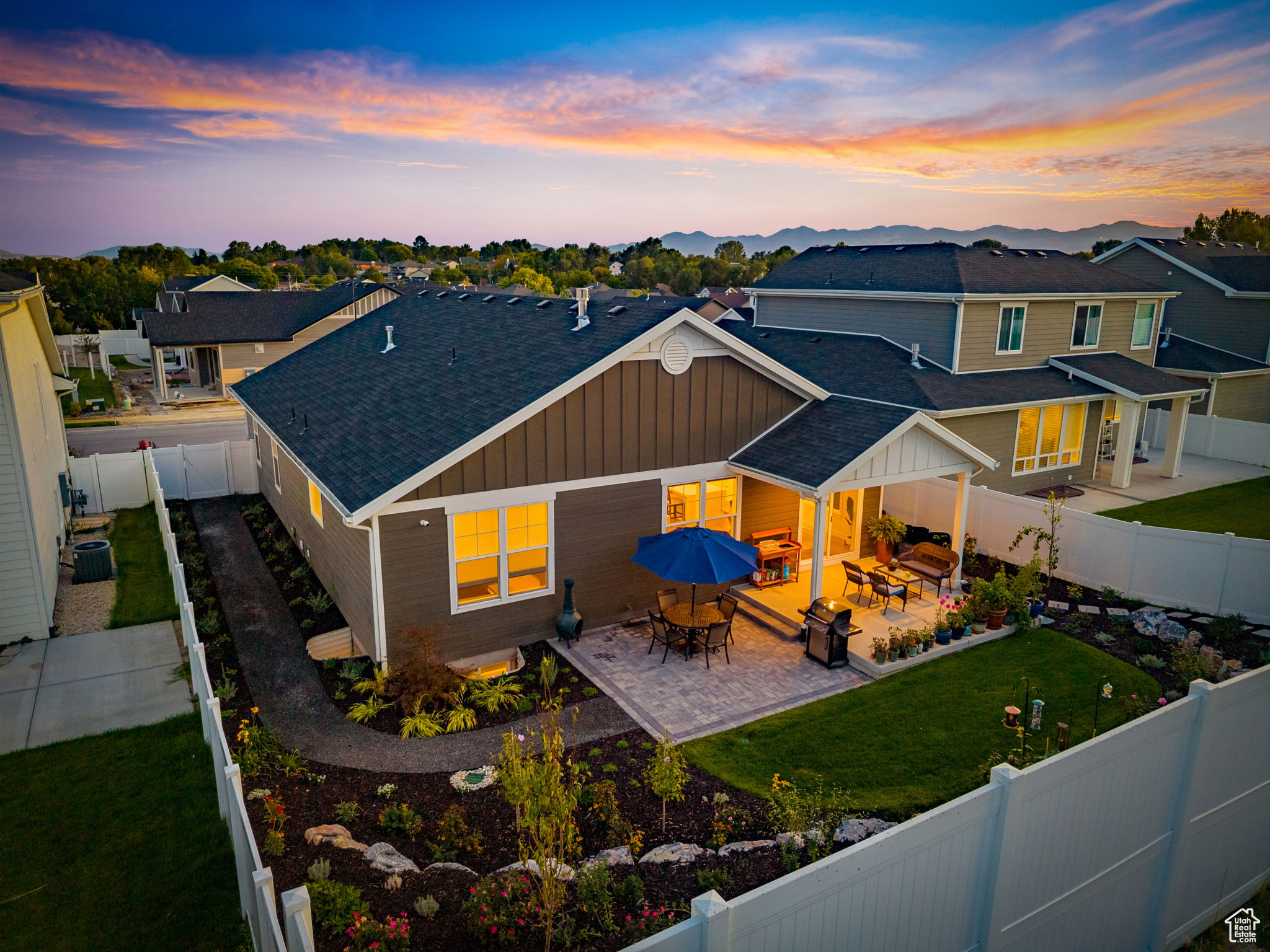 1056 W TURNBERRY CV #5