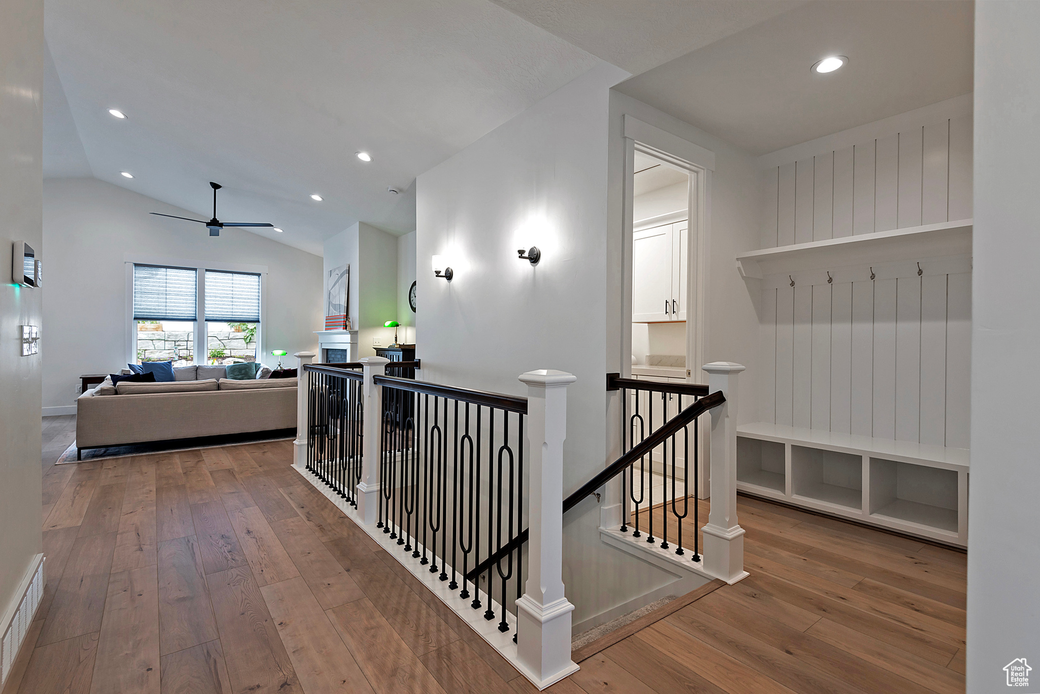 1056 W TURNBERRY CV #5