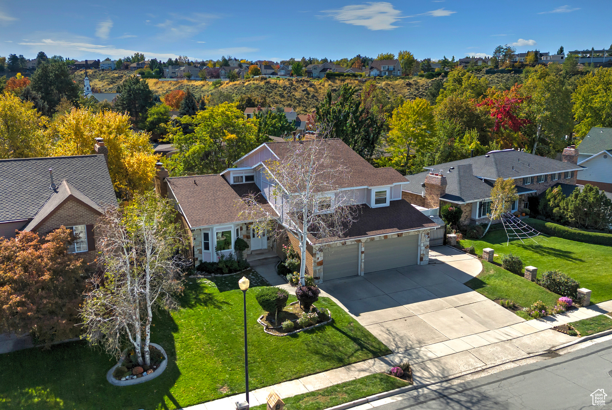 1990 E TERRA VISTA WAY