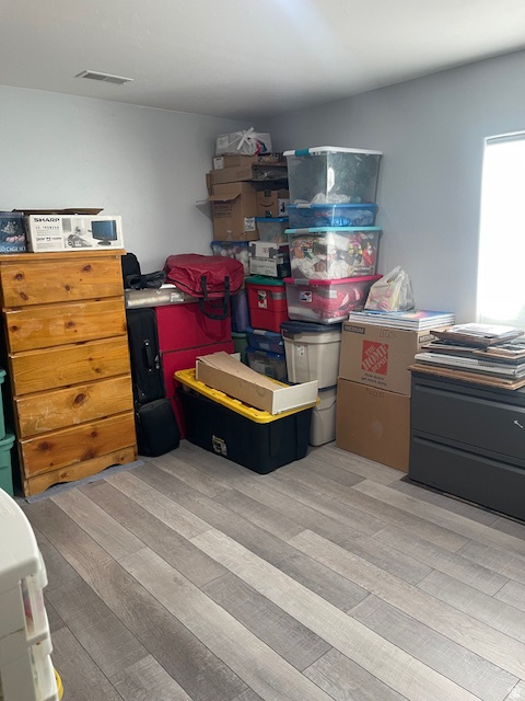 8009 S HAYDEN PARK ST